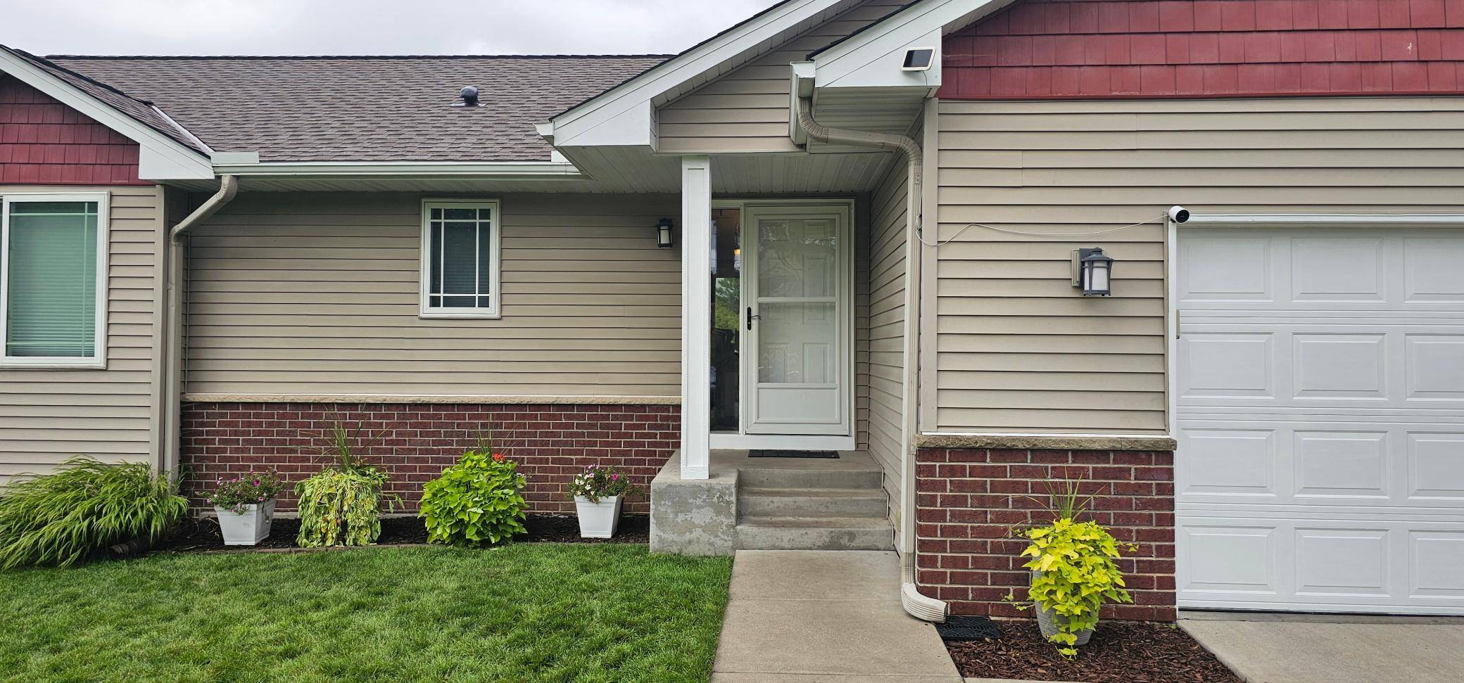 749 Pleasant AVE, Saint Paul Park, MN 55071