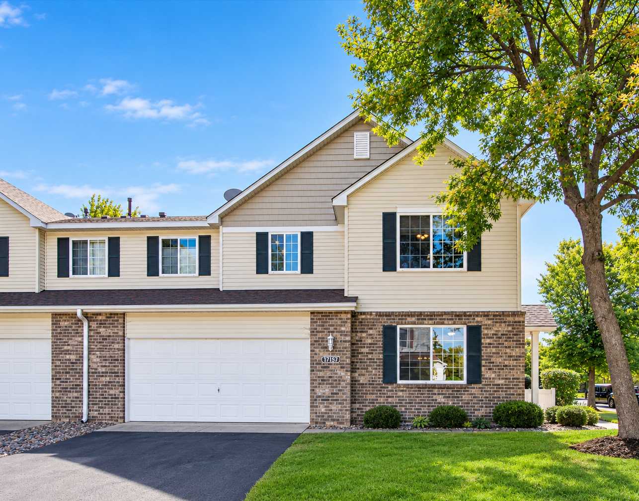 17157 Monroe ST NW, Elk River, MN 55330