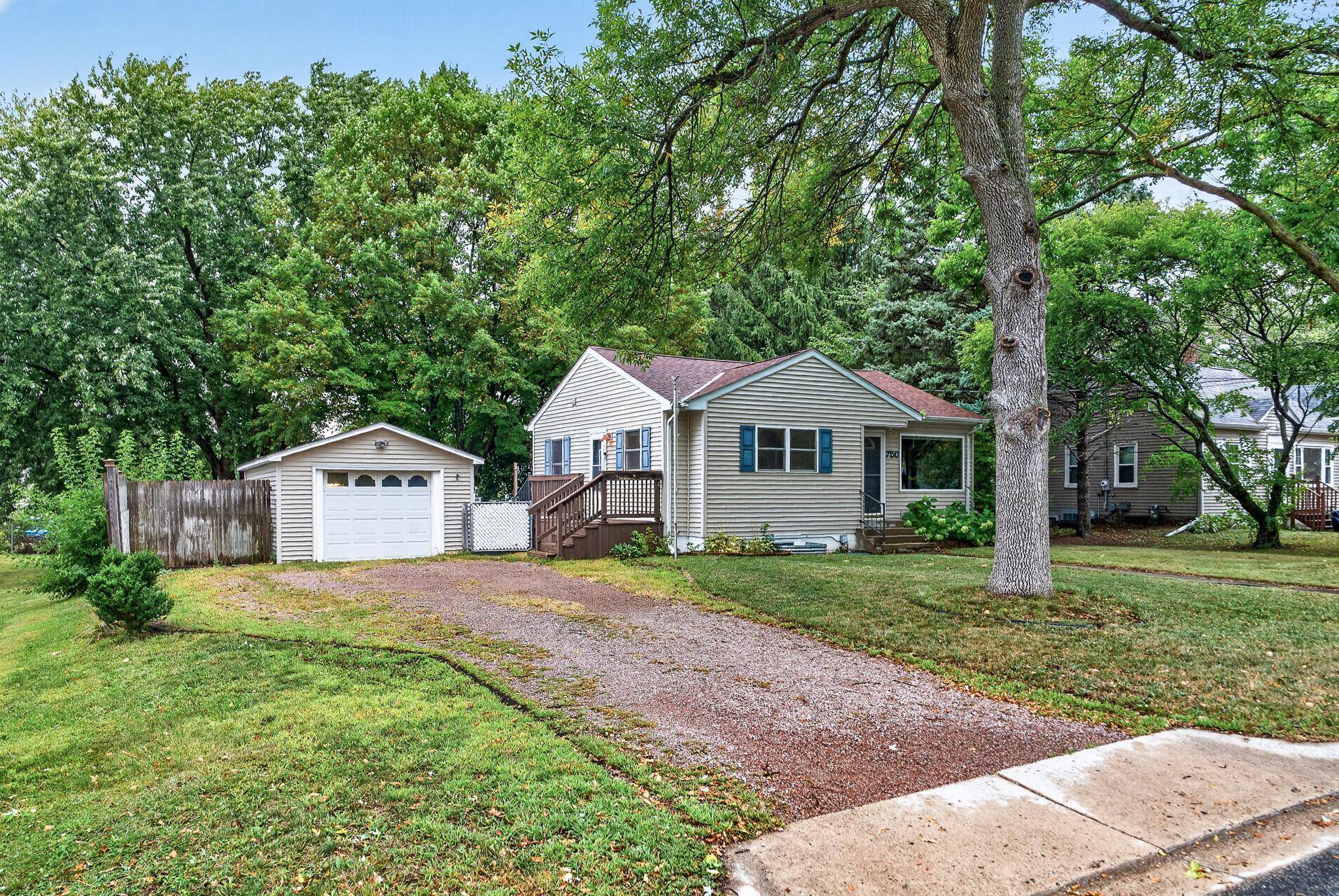 750 Mooers AVE SE, Cokato, MN 55321