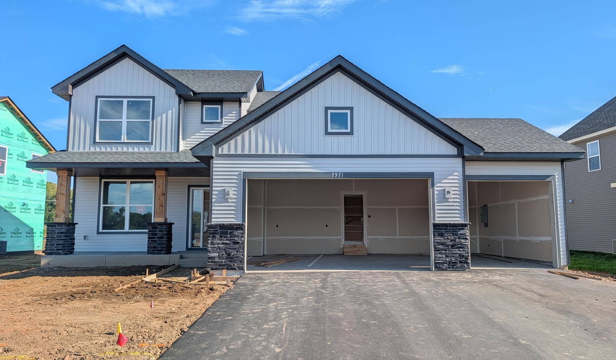 7971 Upper 41st ST N, Oakdale, MN 55128