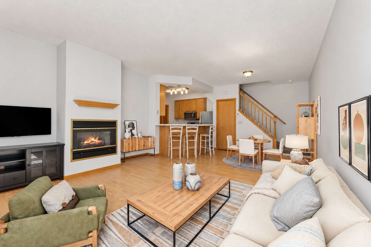 8763 Branson DR #90, Inver Grove Heights, MN 55076