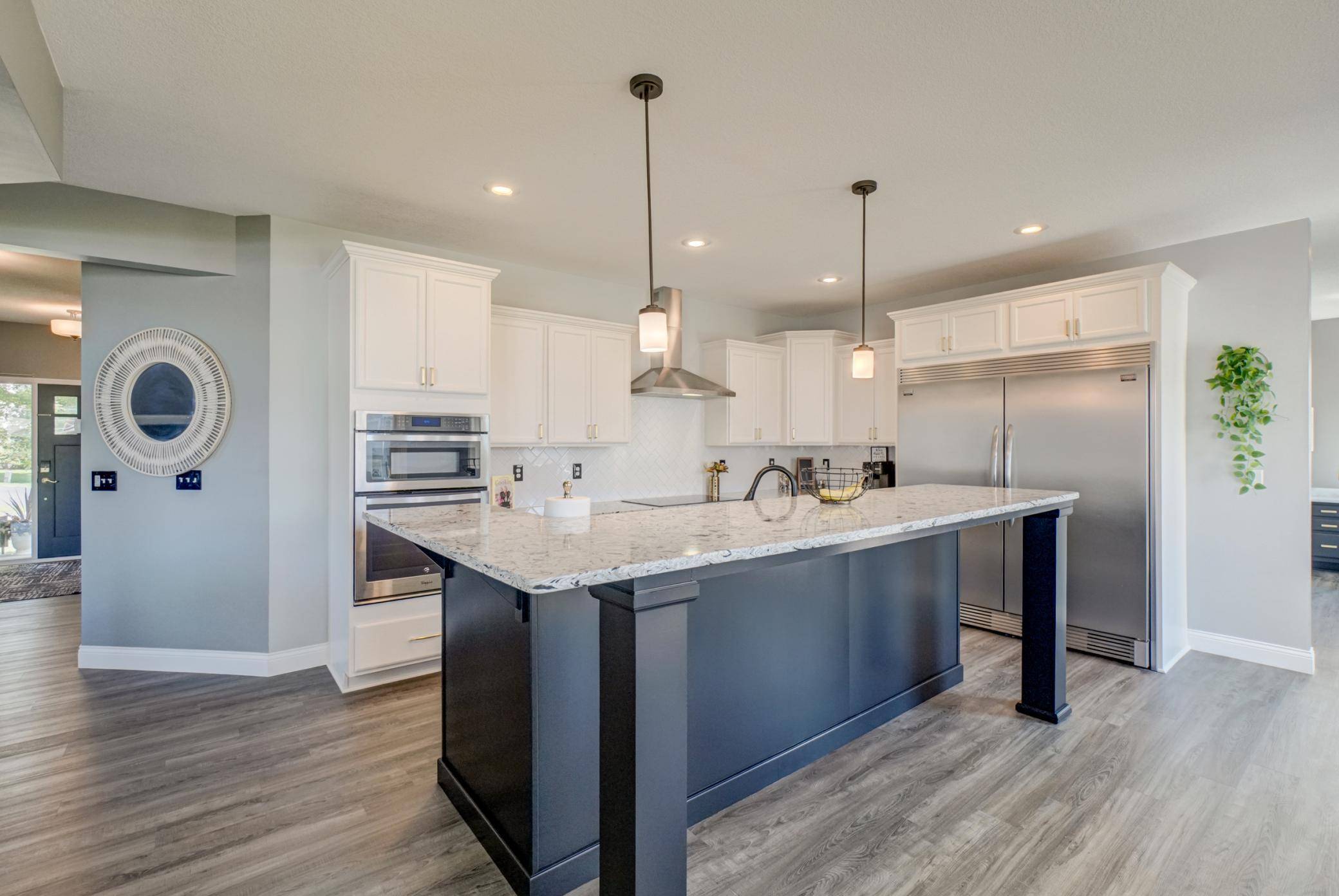 5204 Porchlight Bay, Woodbury, MN 55129