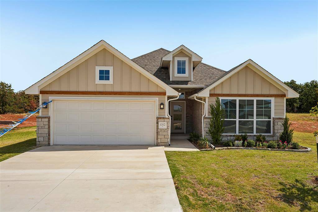 1312 Lighthorsemen WAY, Choctaw, OK 73020