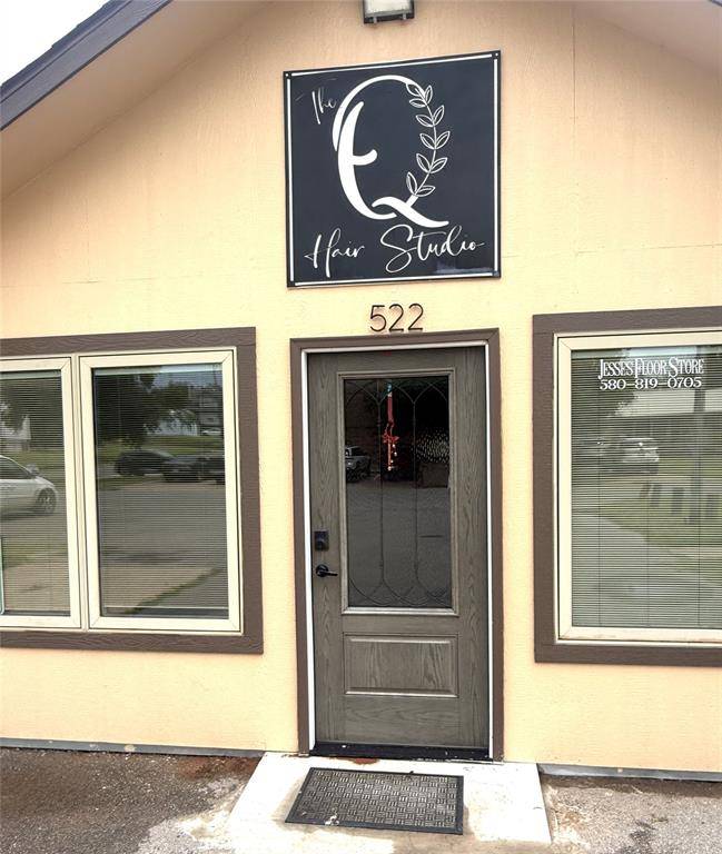 522 N State ST, Weatherford, OK 73096