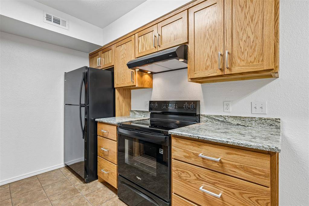 14409 N Pennsylvania AVE #11F, Oklahoma City, OK 73134