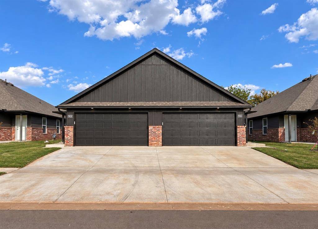 9118 McLendon CT, Yukon, OK 73099