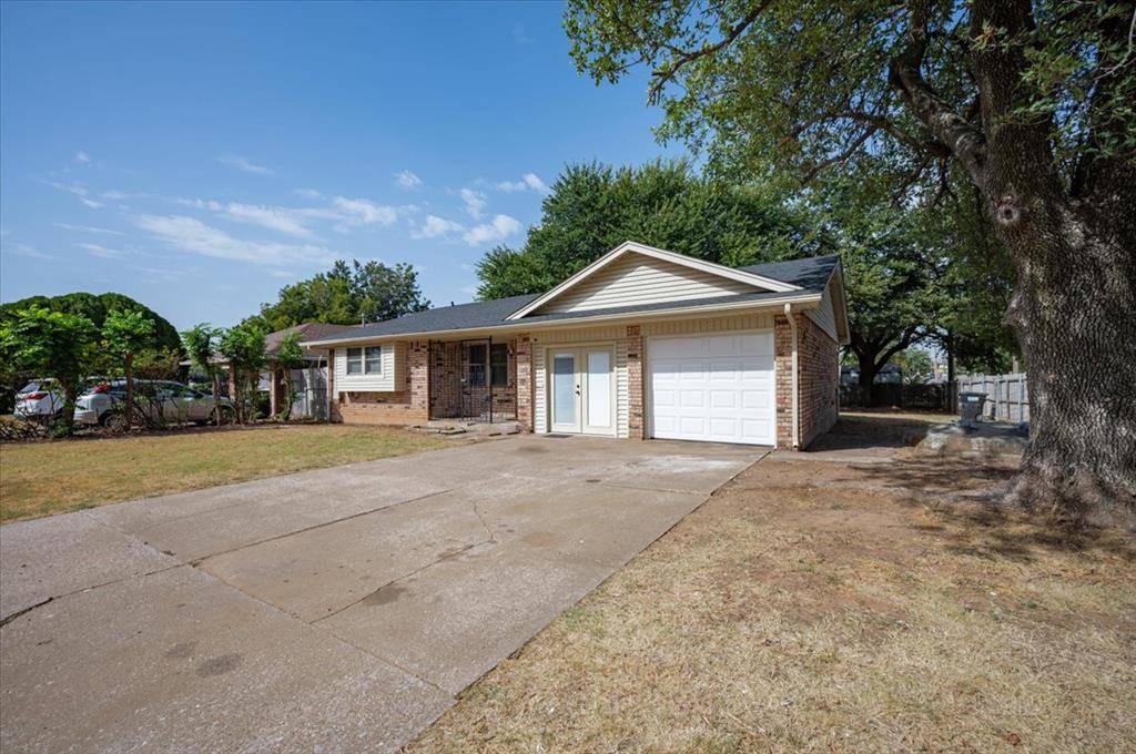 1209 Lawton, Oklahoma City, OK 73160