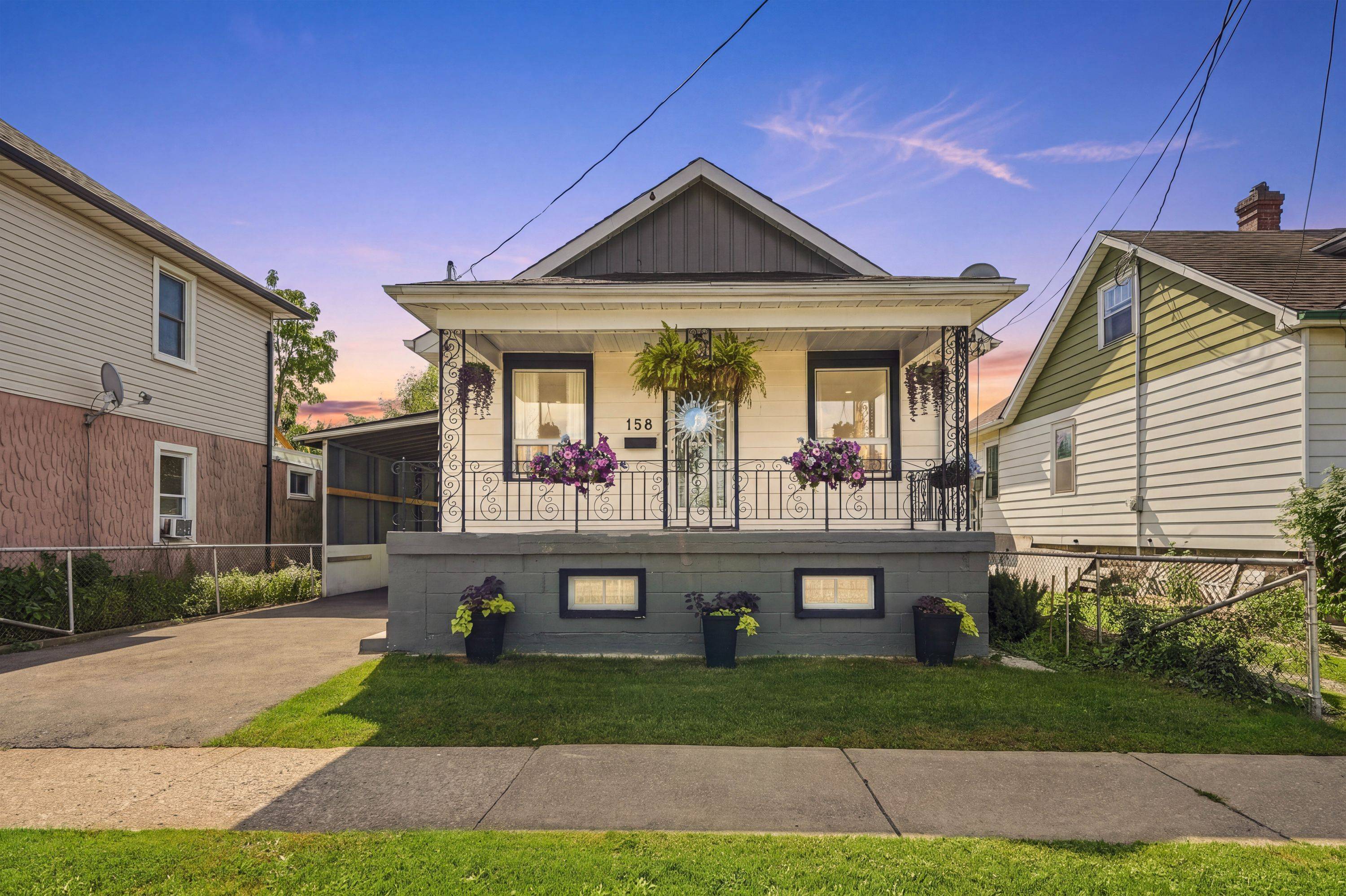 158 Niagara Falls RD, Thorold, ON L2V 1H6