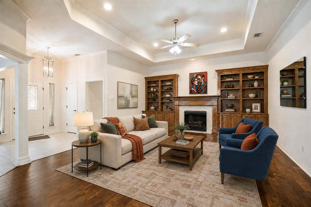 210 Bluebonnet Lane, Waxahachie, TX 75165