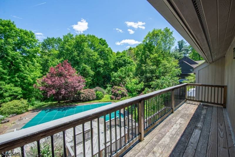 15 Wilshire Dr, Sparta Twp., NJ 07871