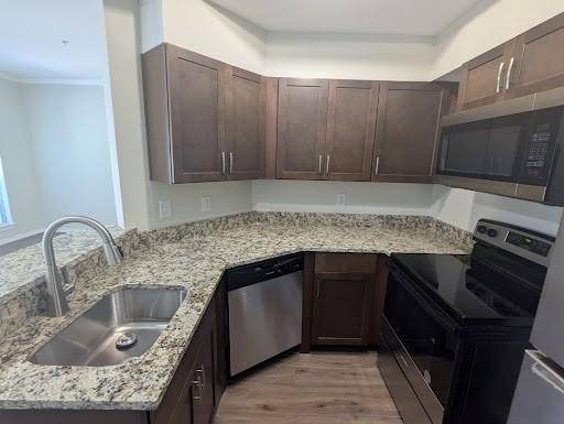 6000 Shepherd Mountain CV #204, Austin, TX 78730