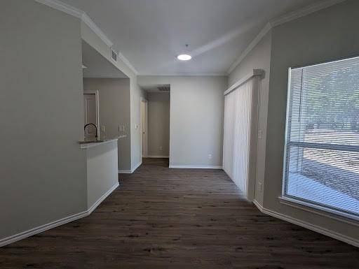6000 Shepherd Mountain CV #204, Austin, TX 78730