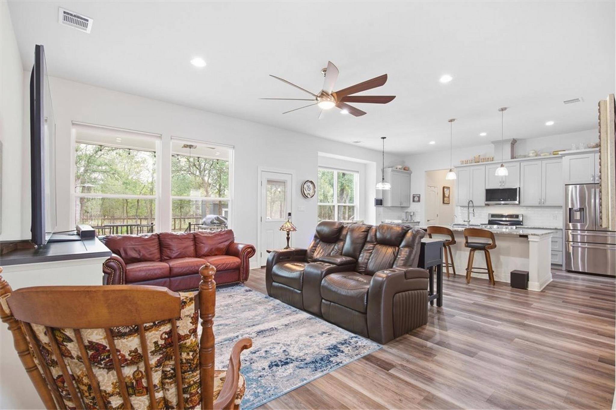 189 Waikakaaua DR, Bastrop, TX 78602