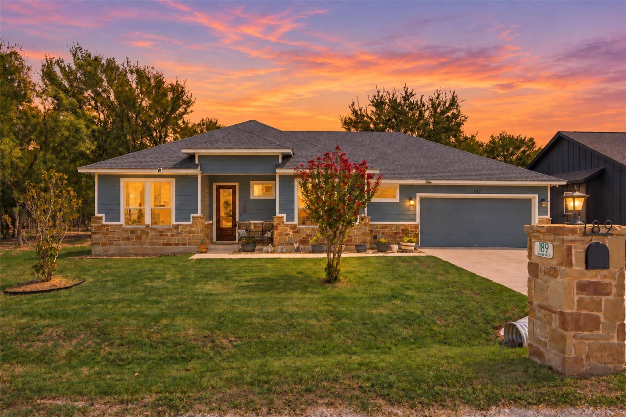 189 Waikakaaua DR, Bastrop, TX 78602