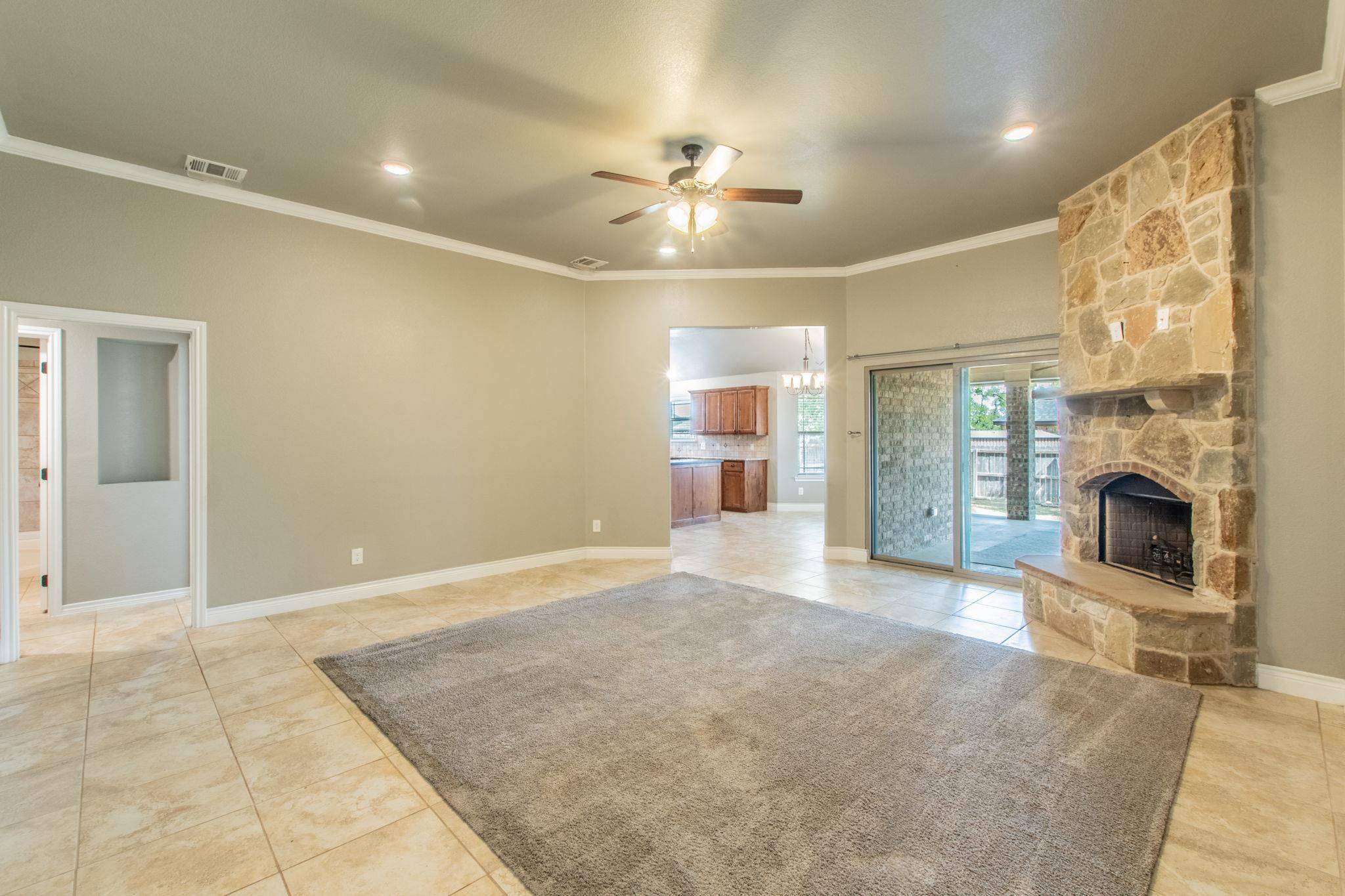 2105 Briar Hollow DR, Temple, TX 76502