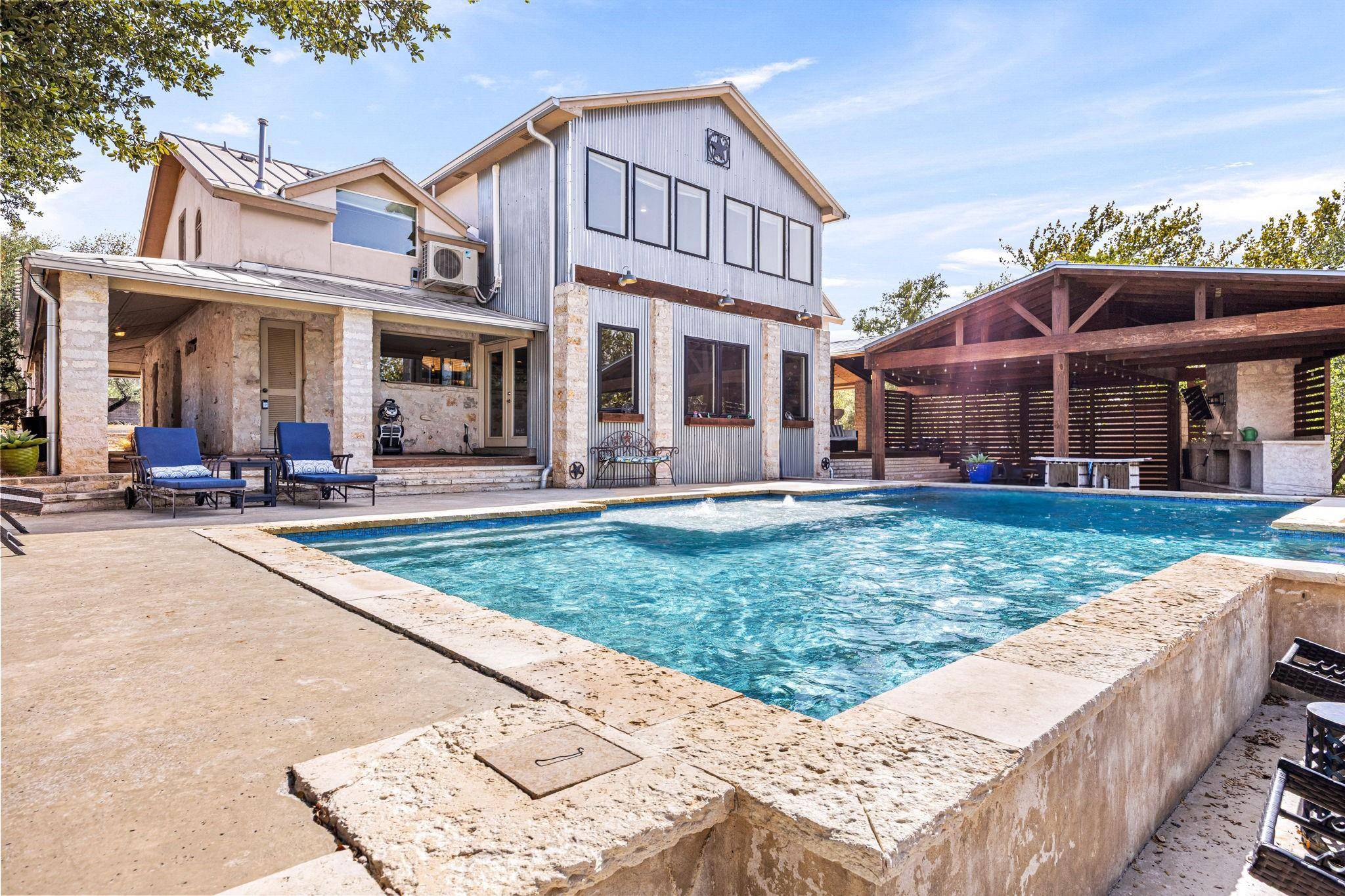 3114 Pace Bend RD S, Spicewood, TX 78669