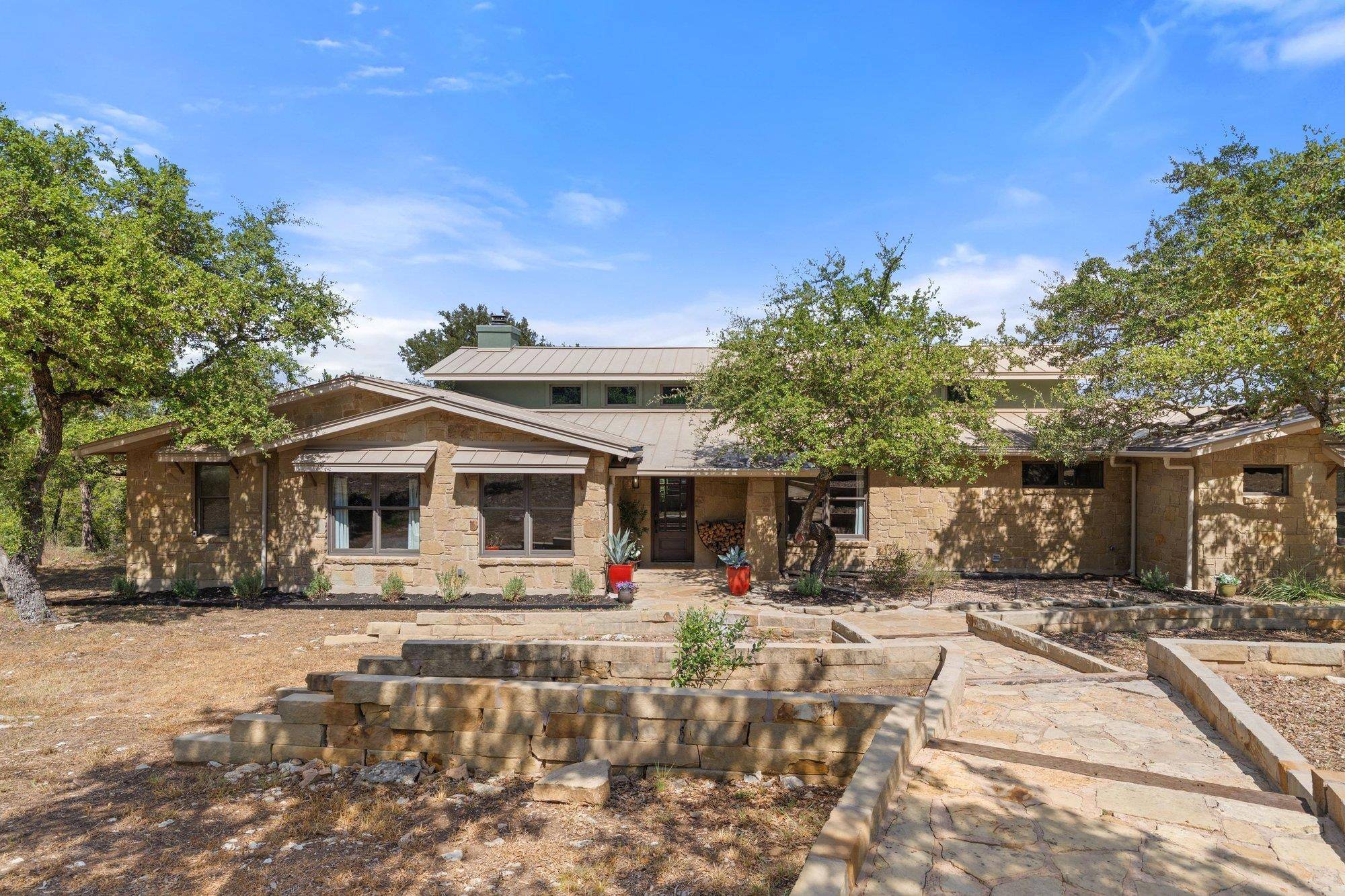 10598 Davy Crockett DR, Austin, TX 78737