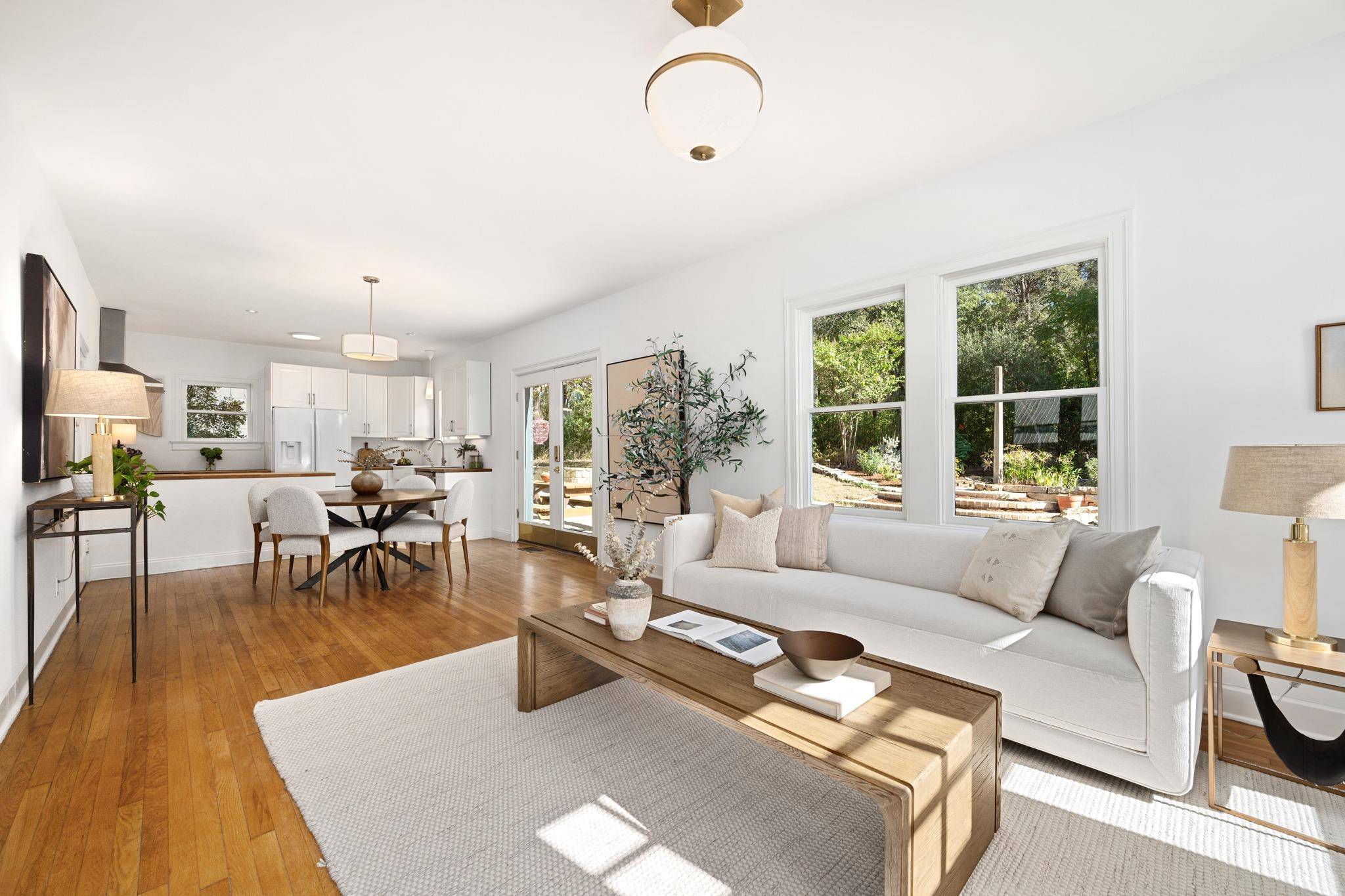 2300 Rae Dell Ave, Austin, TX 78704