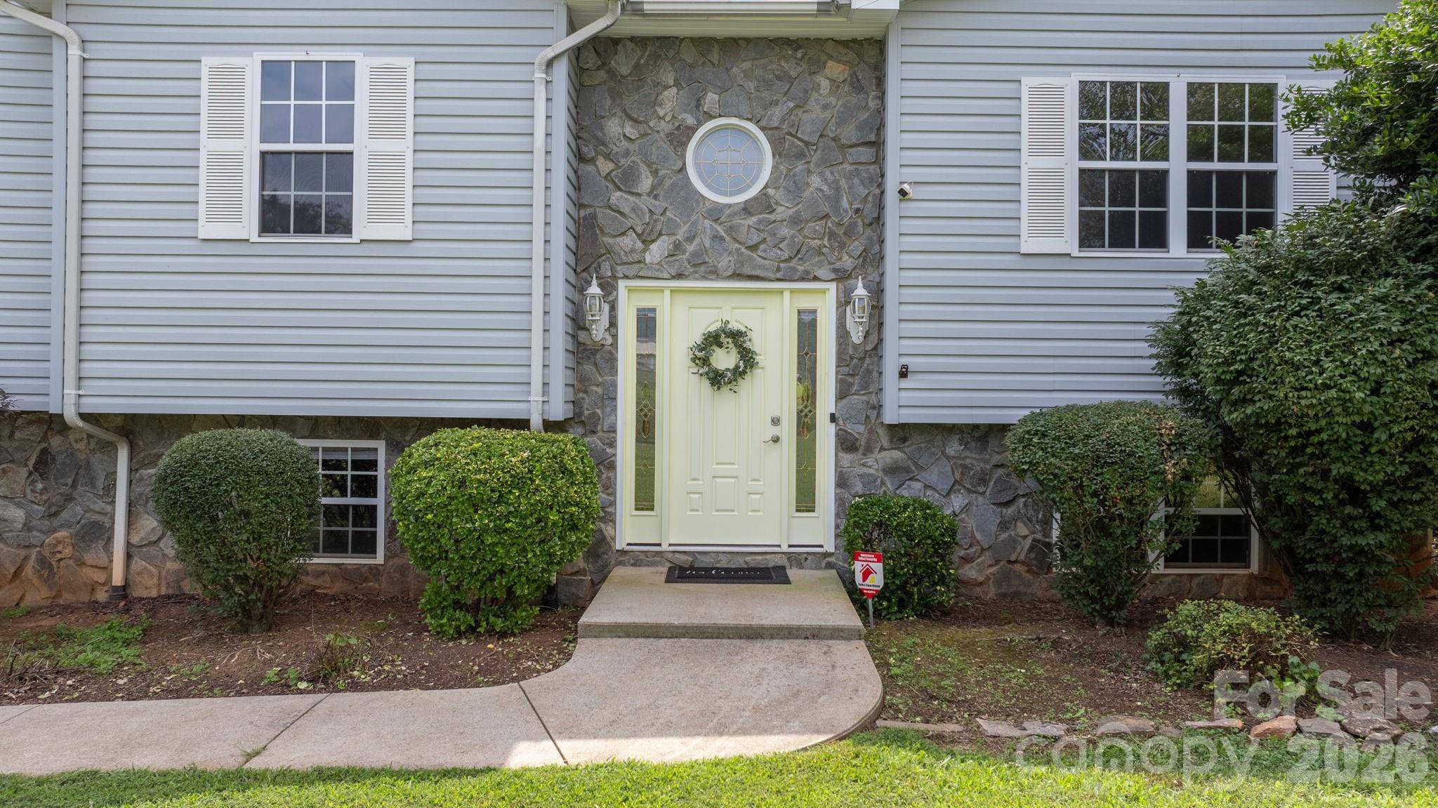 2103 Samanthas Wells LN, Newton, NC 28658