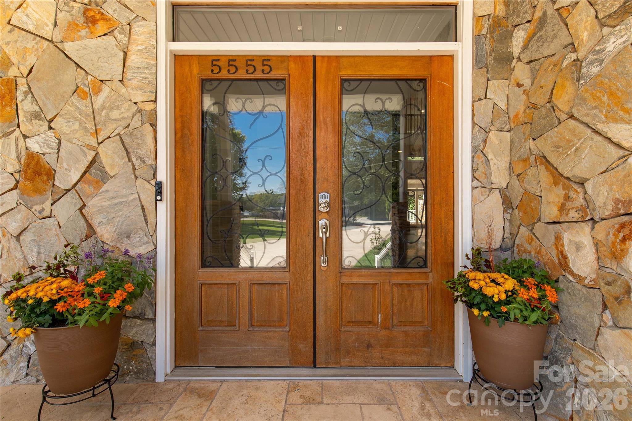 5555 Riverfront RD, Lake Wylie, SC 29710