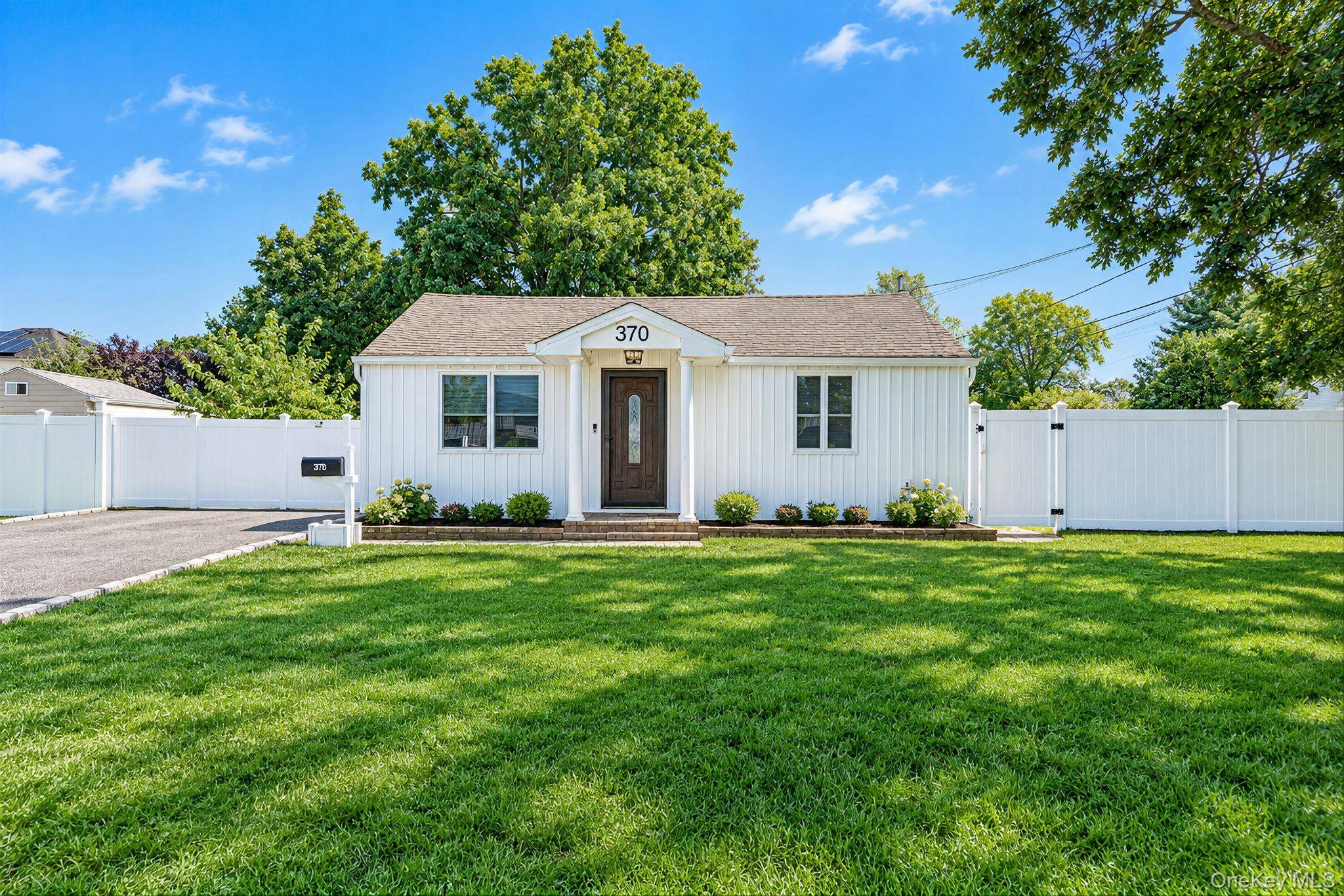 370 Grand BLVD, Deer Park, NY 11729