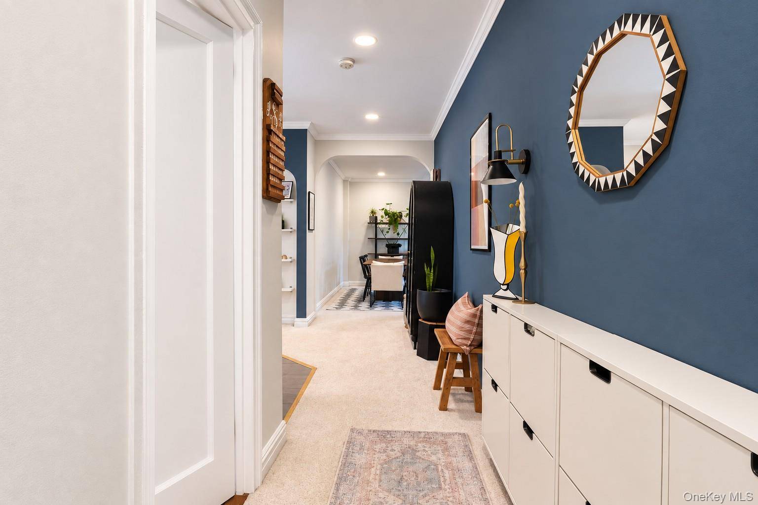 21 Barstow RD #2D, Great Neck, NY 11021