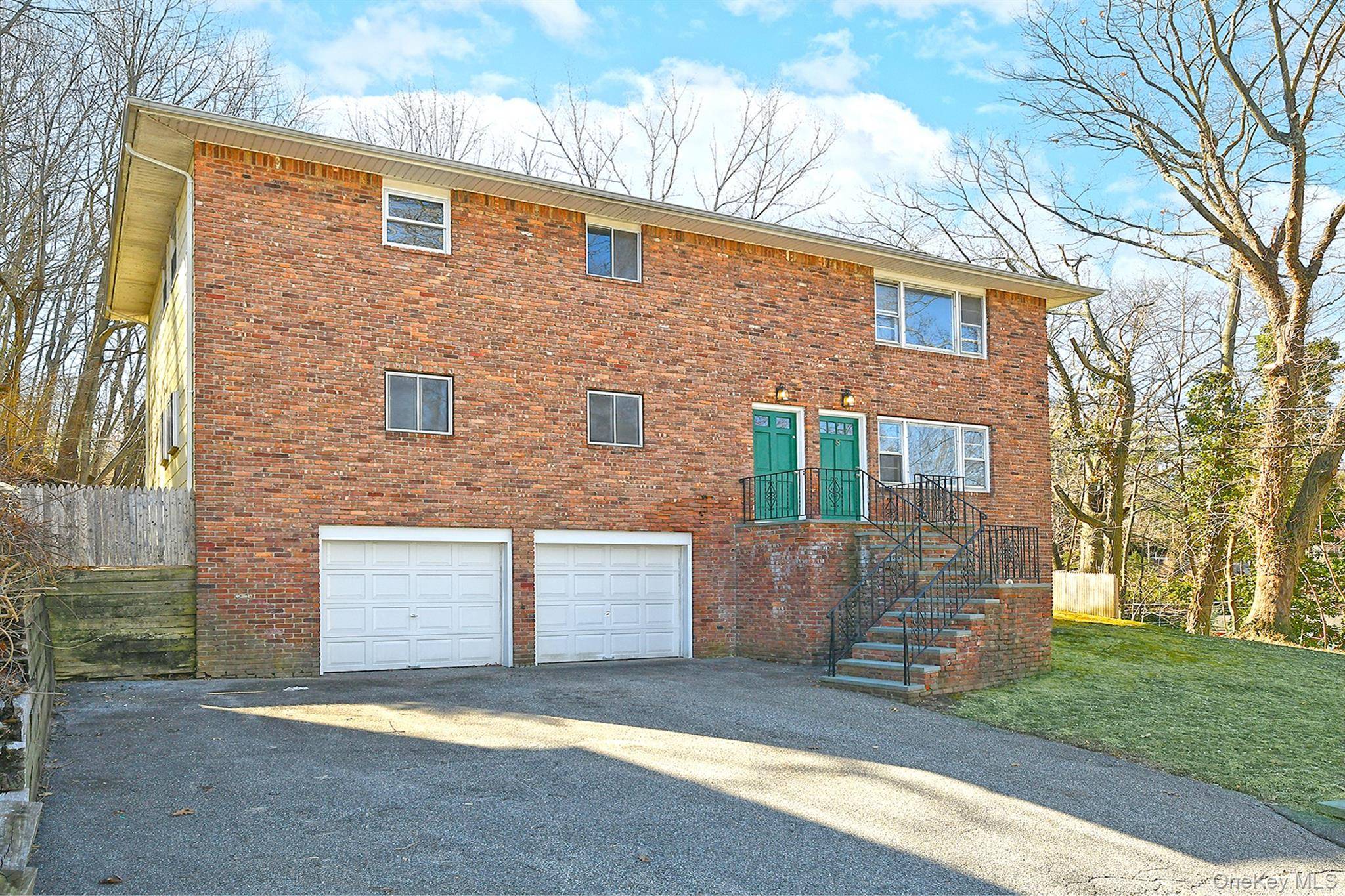 8 Harbor Hill RD #2nd Floor, Glen Cove, NY 11542