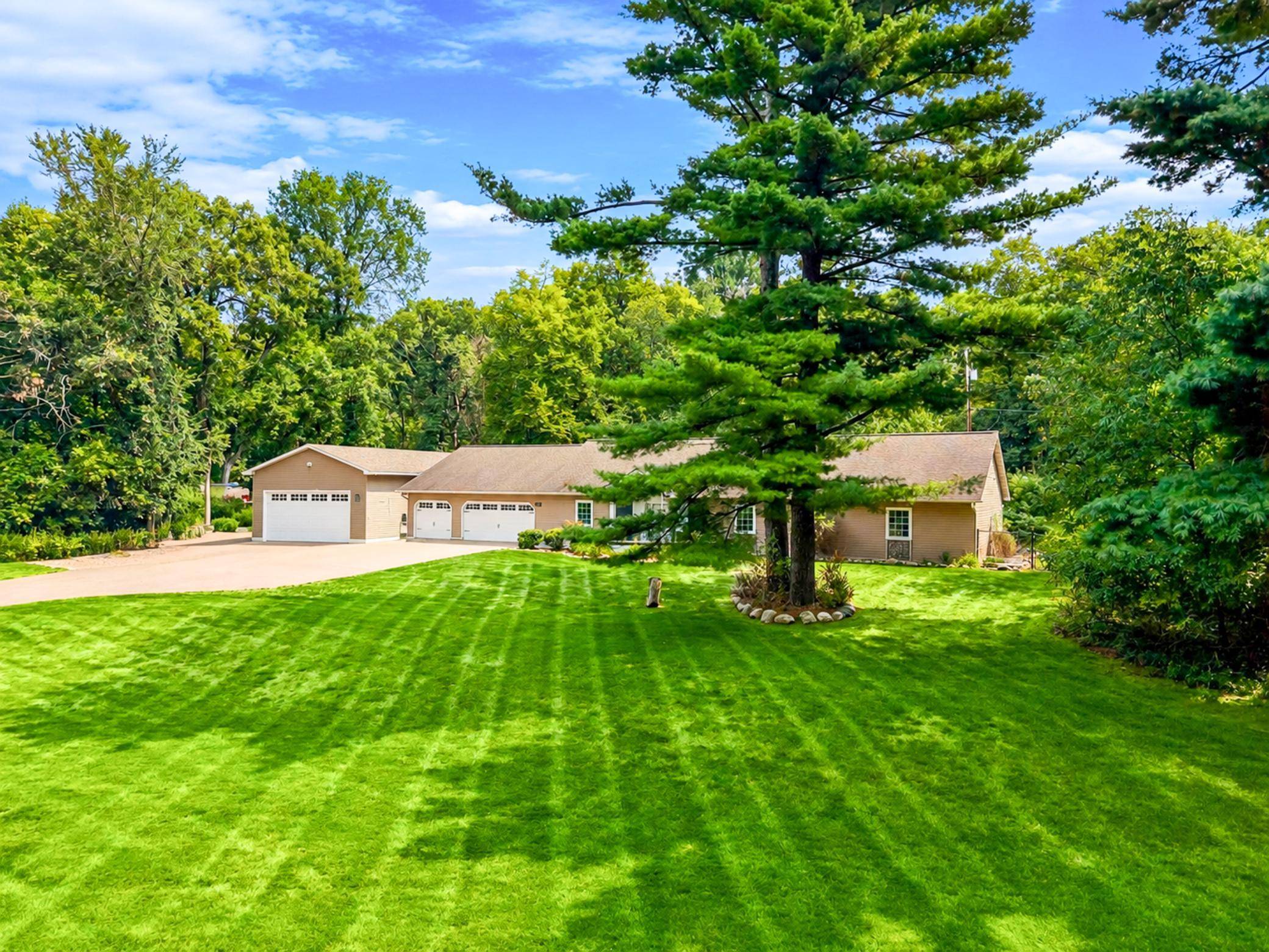 15375 11th ST S, Afton, MN 55001