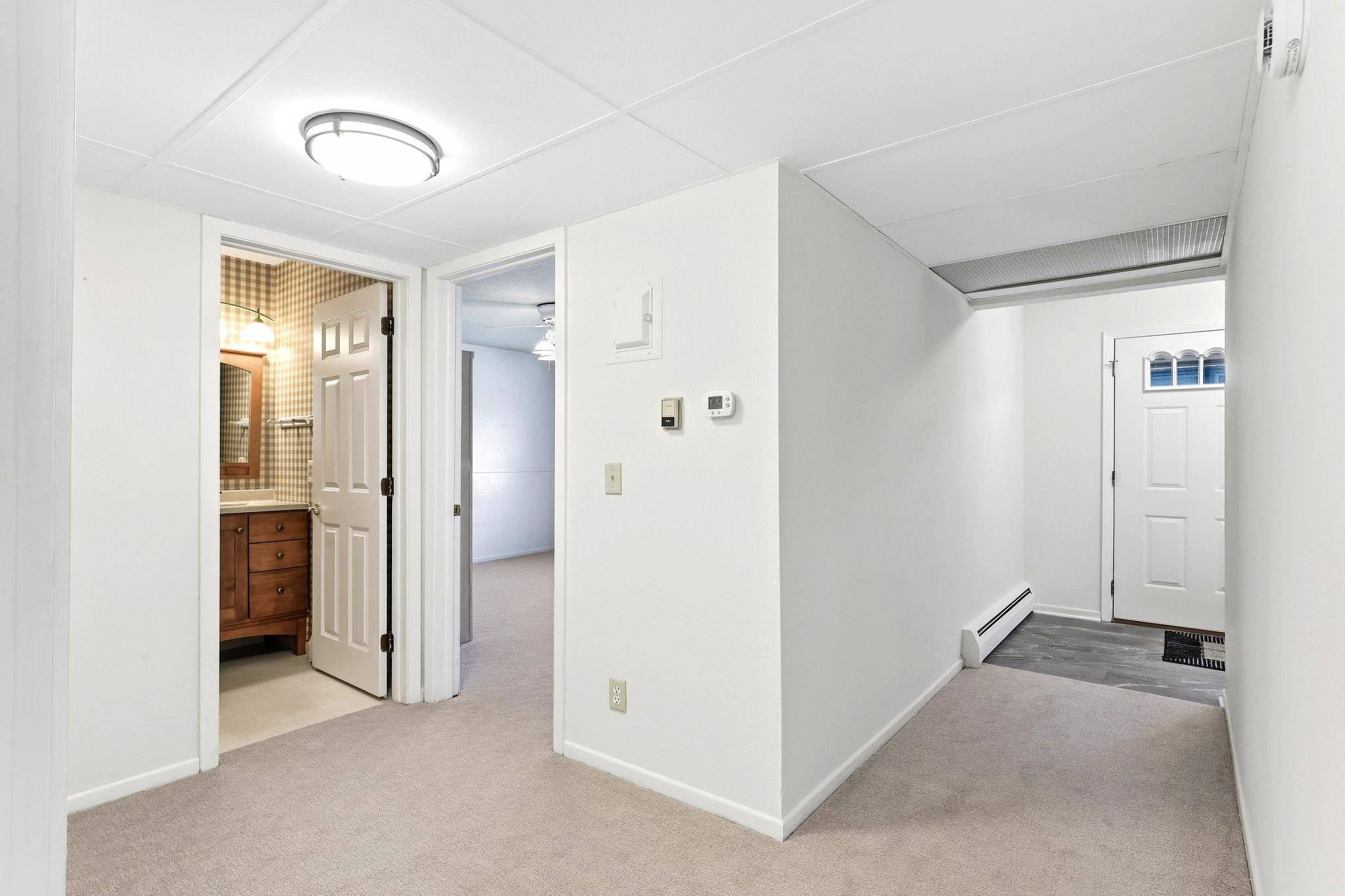 6061 Paris AVE N #2C, Stillwater, MN 55082