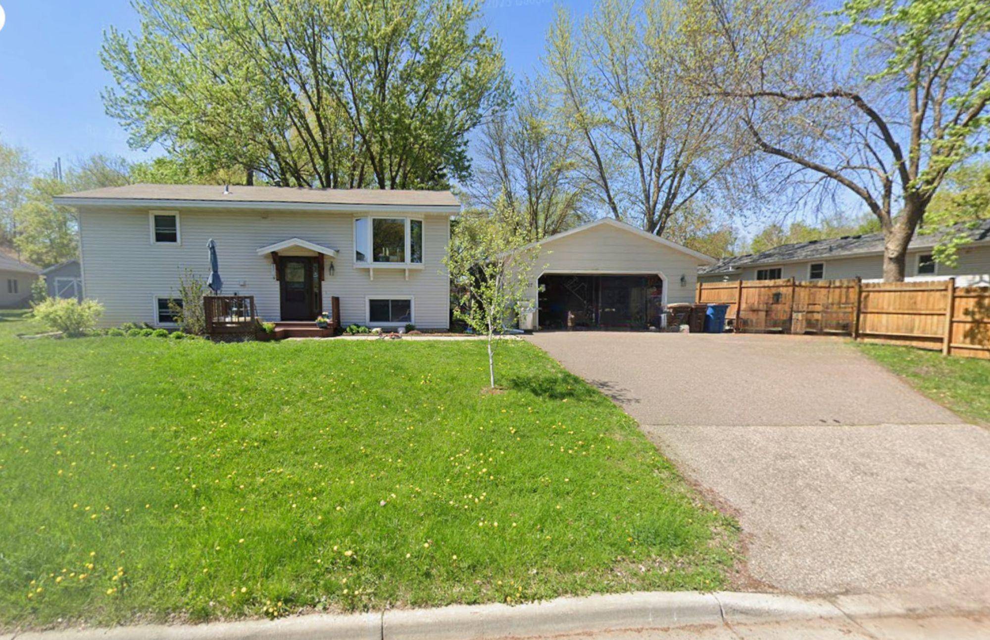 107 1st ST, Delano, MN 55328