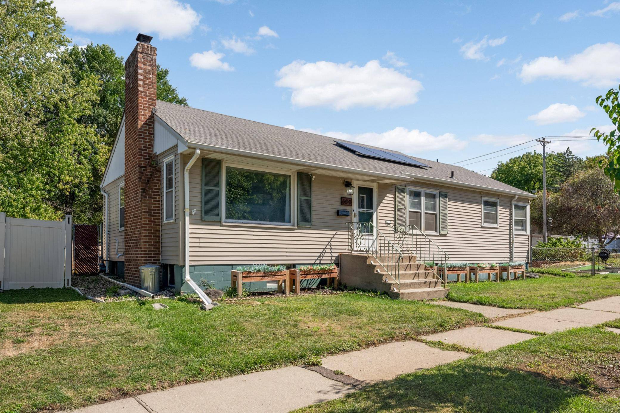 684 Bidwell ST, Saint Paul, MN 55107