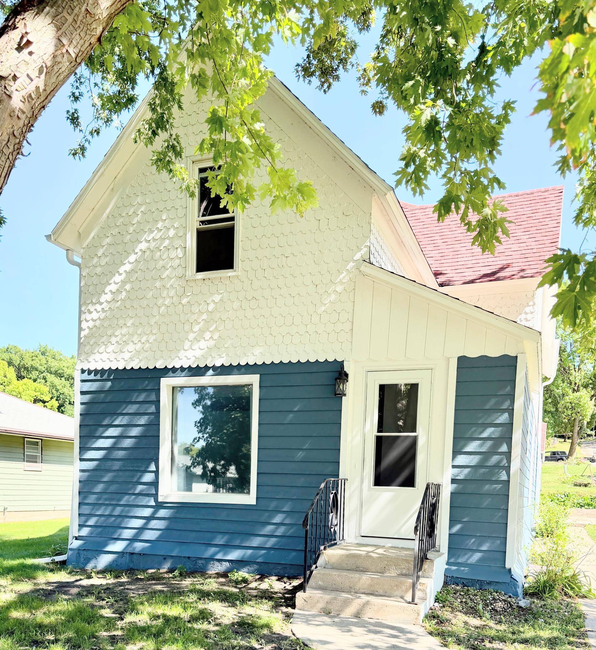 213 Garfield ST S, Lake Benton, MN 56149