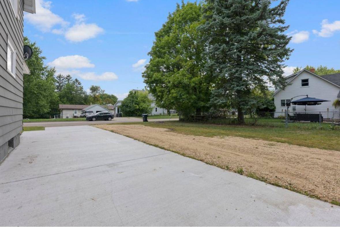 524 S Dakota AVE, New Richmond, WI 54017
