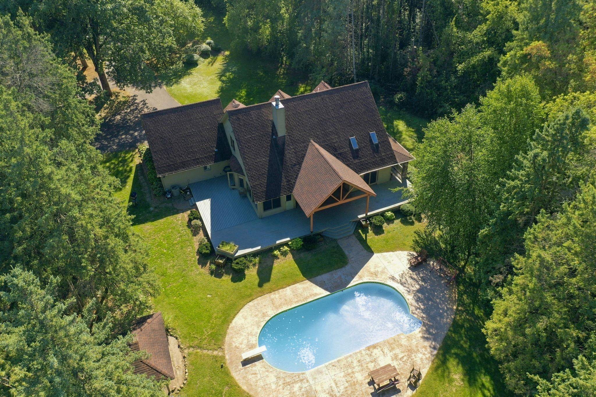 5994 425th ST, Harris, MN 55032