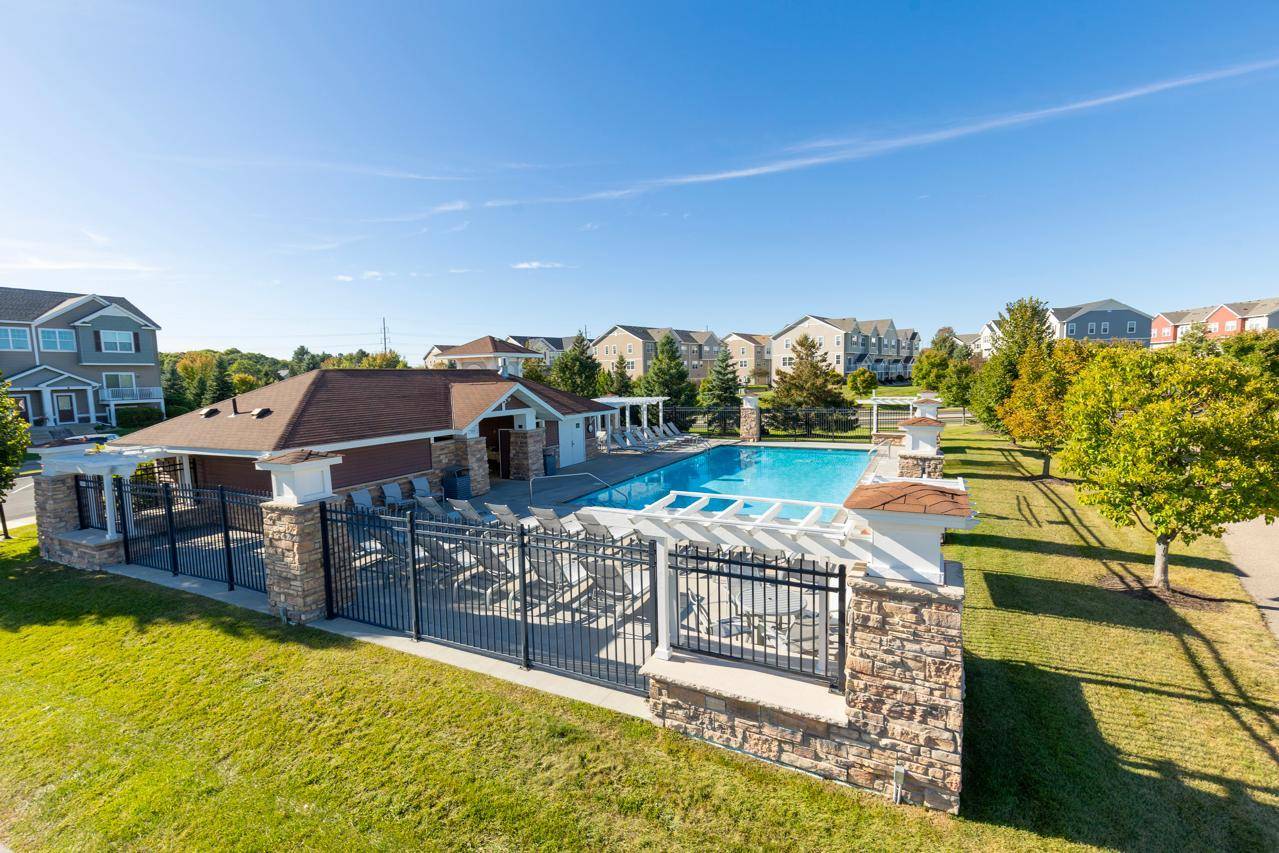 9630 Independence CIR #103, Chanhassen, MN 55317