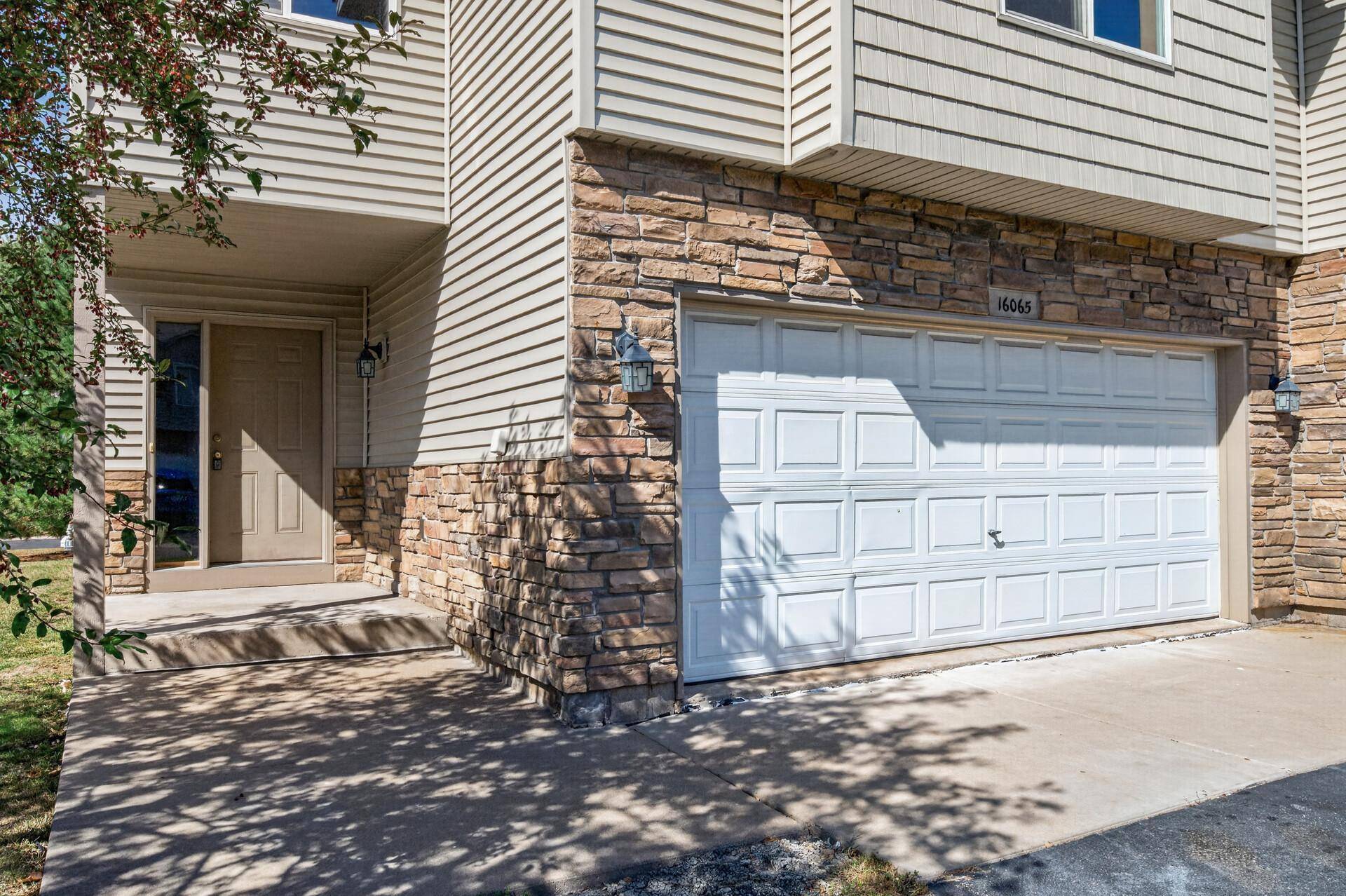 16065 Flagstaff AVE W, Rosemount, MN 55068
