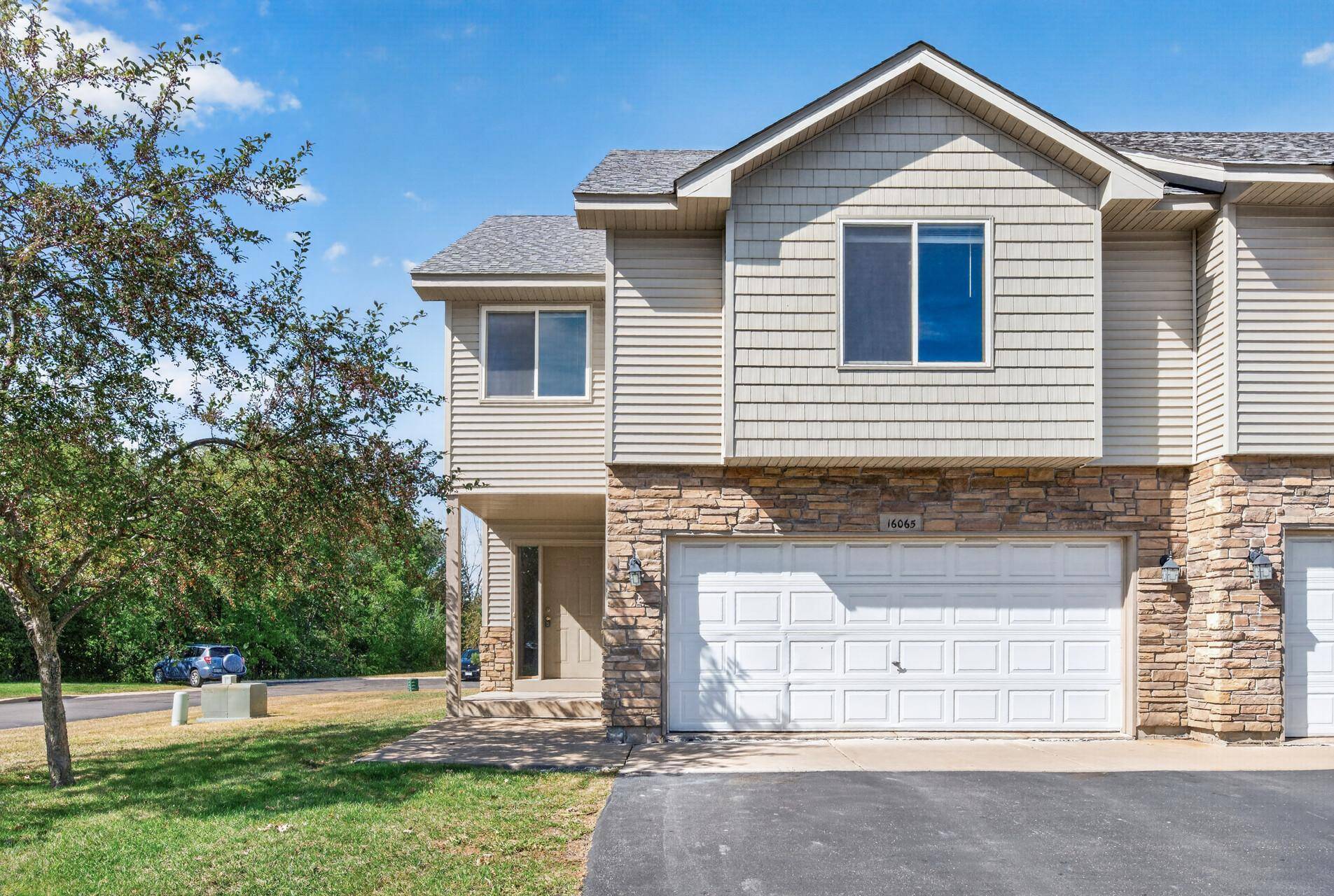16065 Flagstaff AVE W, Rosemount, MN 55068