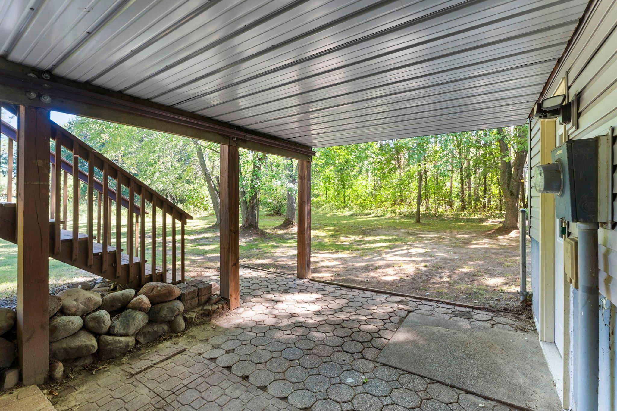 33165 Heather ST NW, Cambridge, MN 55008