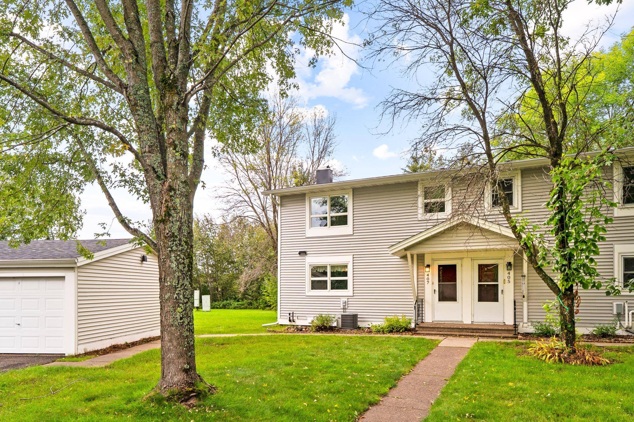 407 Kelly CIR, Duluth, MN 55811