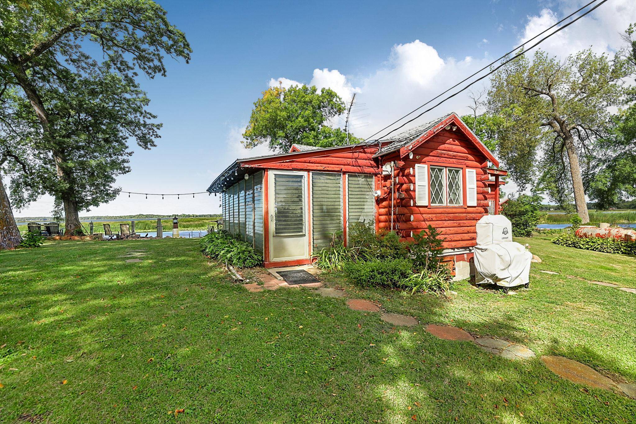11255 Lawrence AVE NW, Annandale, MN 55302