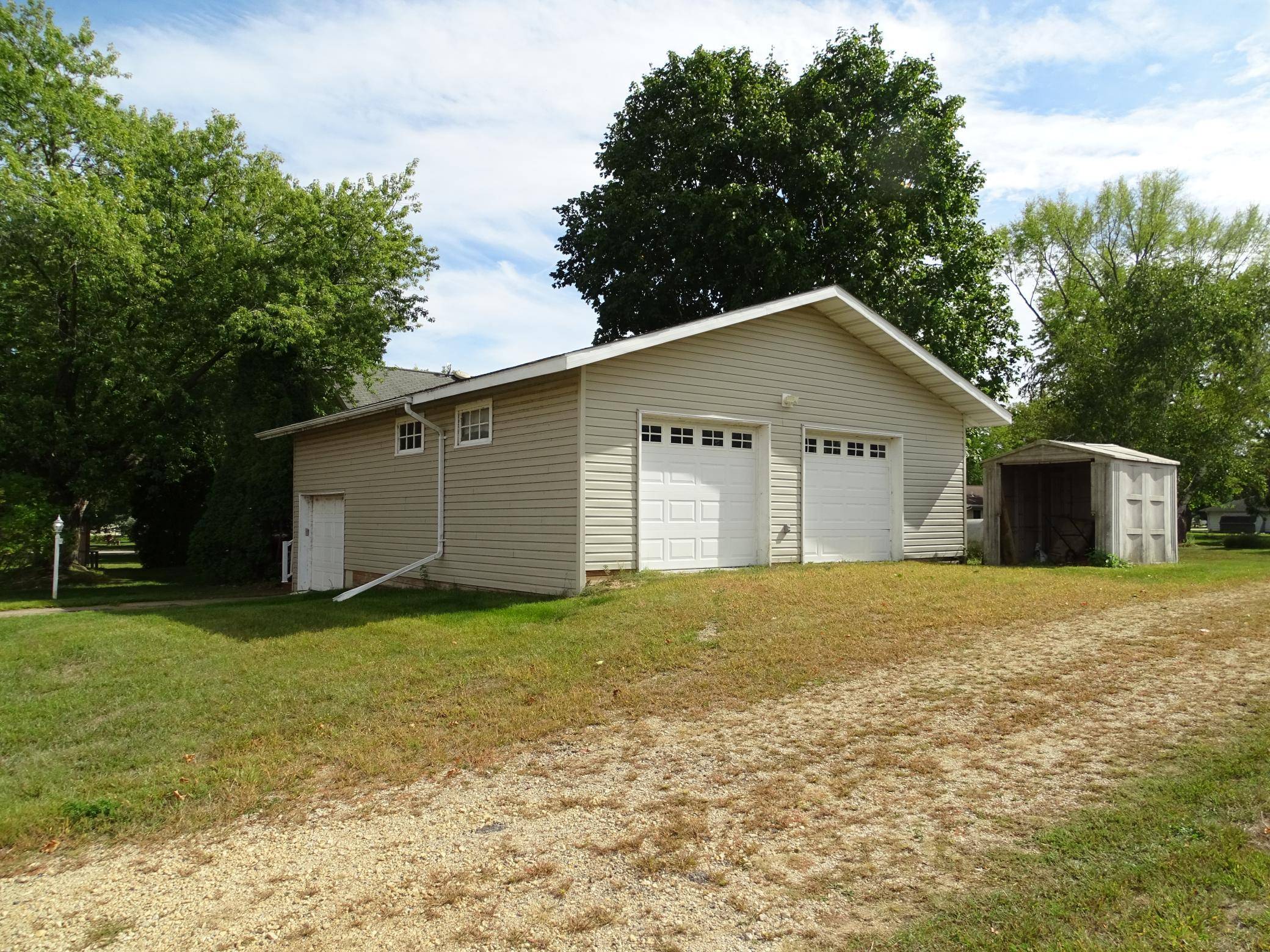 605 5th ST, Pepin, WI 54759