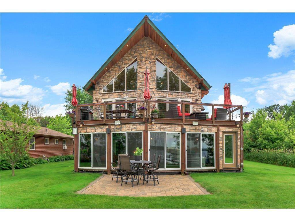 5050 210th ST, Forest Lake, MN 55025