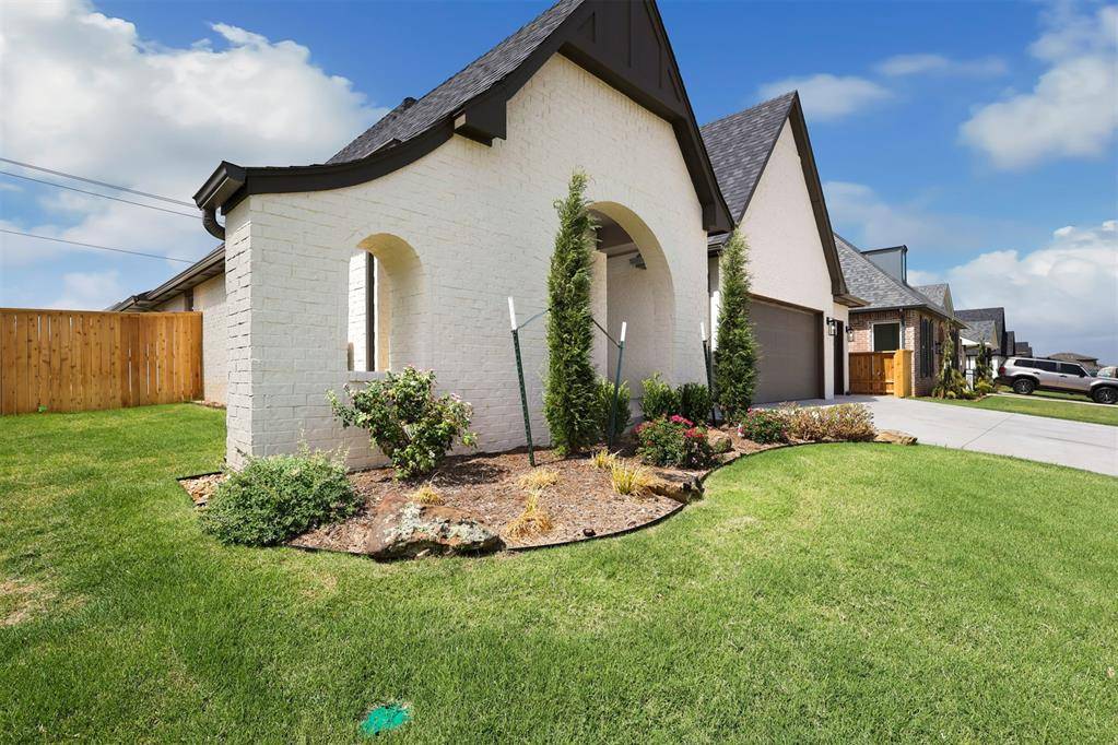 12801 Cobblestone Curve RD, Oklahoma City, OK 73142