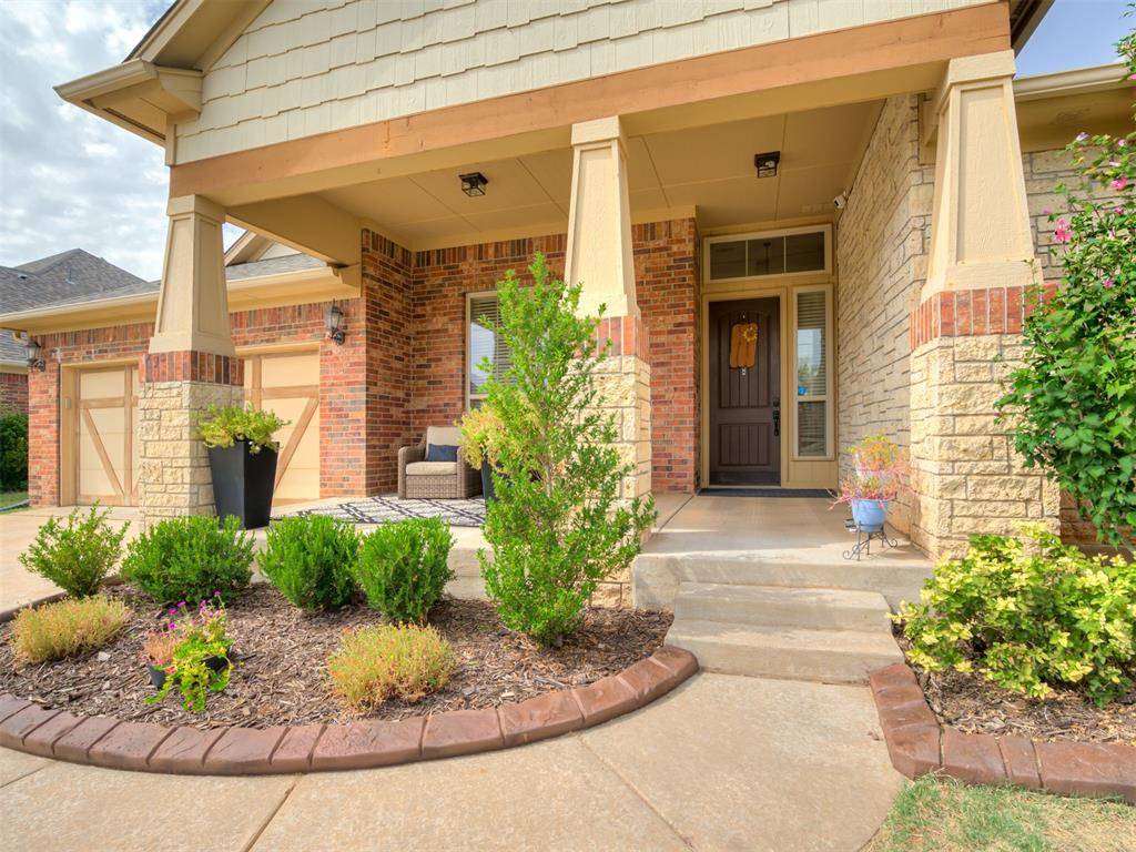 18401 Mesa RD, Edmond, OK 73012