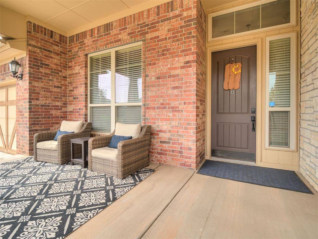 18401 Mesa RD, Edmond, OK 73012