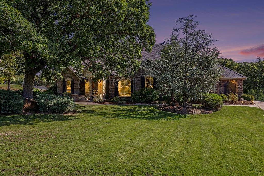 13408 Raintree LN, Edmond, OK 73013