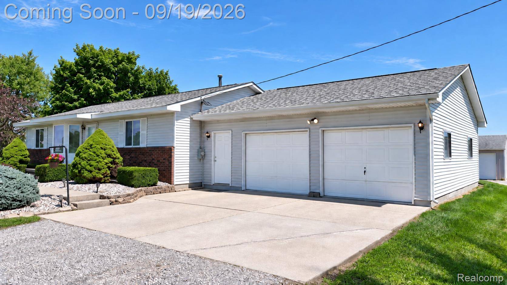 2399 S Duffield RD, Clayton Charter Township, MI 48449