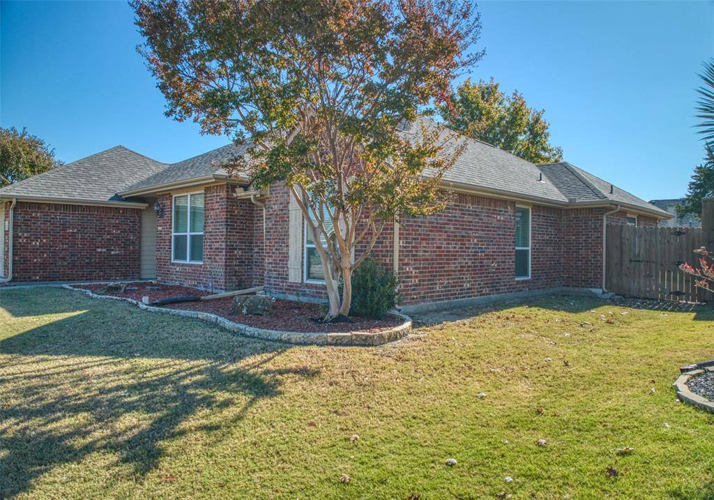 6218 Cynthia Drive, Midlothian, TX 76065