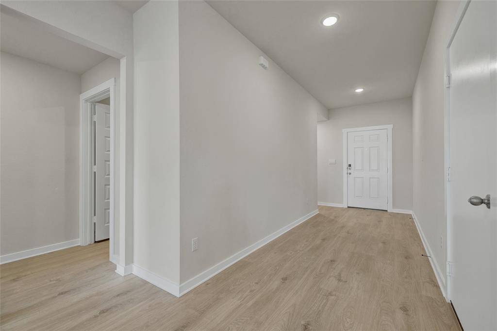 160 Davis Mountain CV, Lockhart, TX 78644