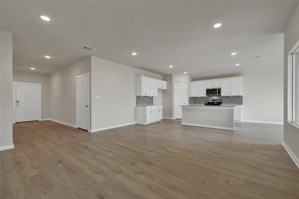 160 Davis Mountain CV, Lockhart, TX 78644